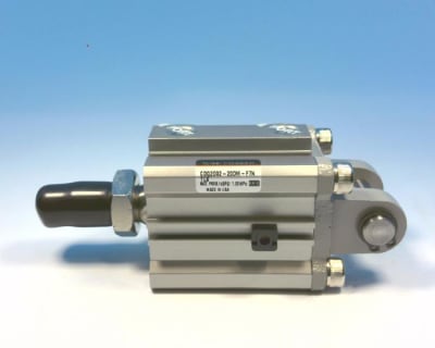 SMC CDQ2D32-20DM-F7NTLS