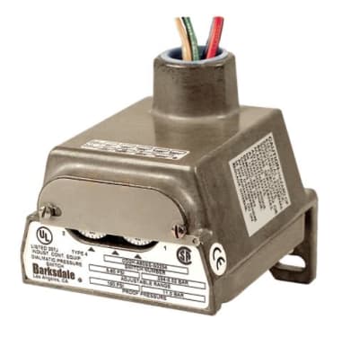 BARKSDALE VCD1H-H18SS-S0183