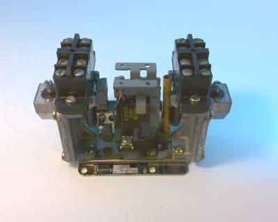 SCHNEIDER ELECTRIC 9050AO220DEV02