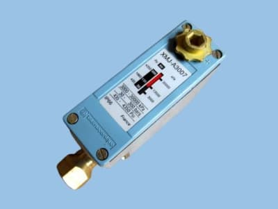 SCHNEIDER ELECTRIC XMJ-A3007