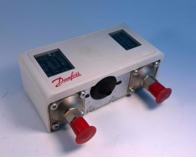 DANFOSS KP15