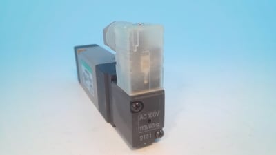 CKD CORP 4KB219-00-LS-AC100V