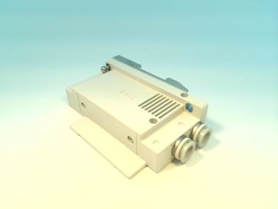 SMC SY50M-3-1A-C10-D0