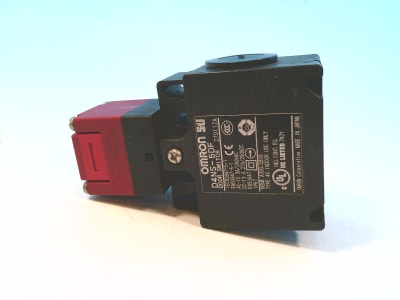 OMRON D4NS-5DF