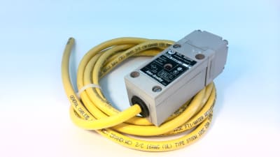 ALLEN BRADLEY 802PR-XAAR1-08