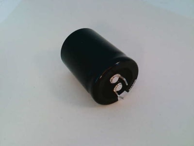 NICHICON LGU2C222MELC