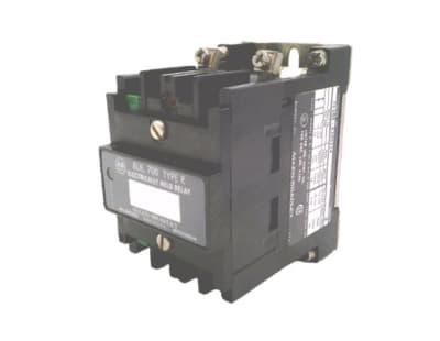 ALLEN BRADLEY 700DC-R200Z24