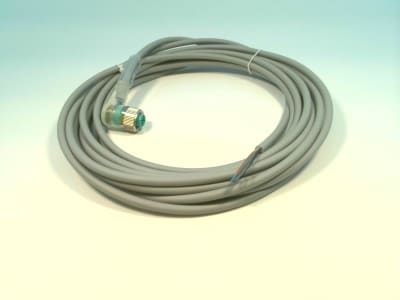 PEPPERL & FUCHS V1-W-E2-5M-PUR (3 WIRE)