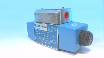 DANFOSS DG4V4-018C-V-M-W-B-5-10