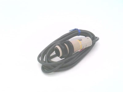 OMRON E3F2-R2B4-E