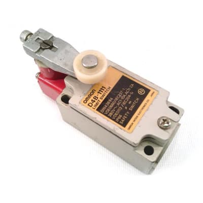 OMRON D4B-1111
