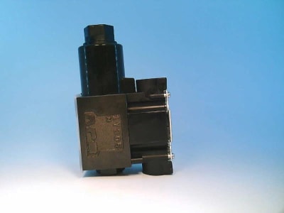 YUKEN S-DSG-01-2B2-D24-70