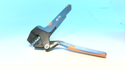TE CONNECTIVITY 539635-1
