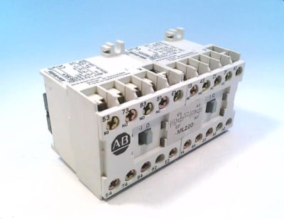 ALLEN BRADLEY 700-ML220A1