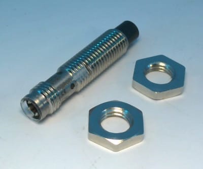 OMRON E2A-S08KN04-M5-B2