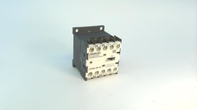 OMRON J7KNA-AR-22 24D