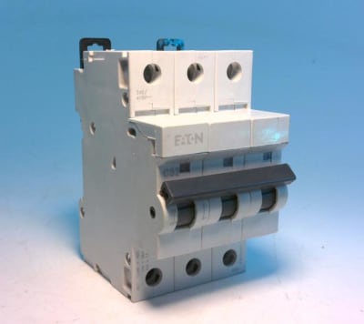 EATON CORPORATION AHC323