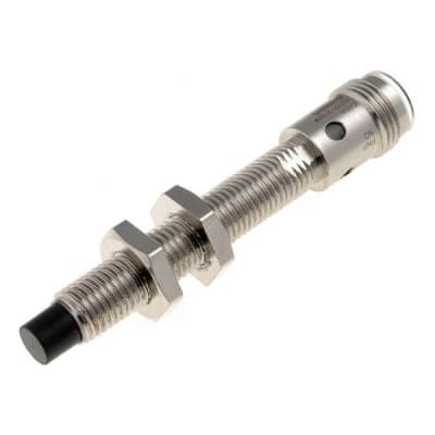 OMRON E2A-M08LN04-M1-C1