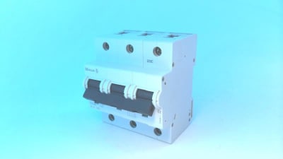 EATON CORPORATION 211820