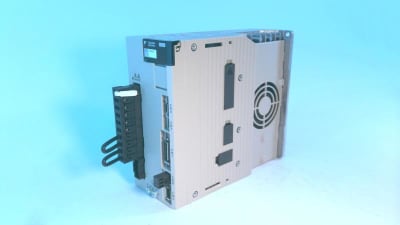 YASKAWA ELECTRIC SGDV-5R5AE1A