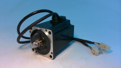 YASKAWA ELECTRIC SGMP-04AWYR62