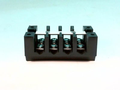 TE CONNECTIVITY 3-1437382-0