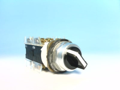 ALLEN BRADLEY 800T-J4KR1C