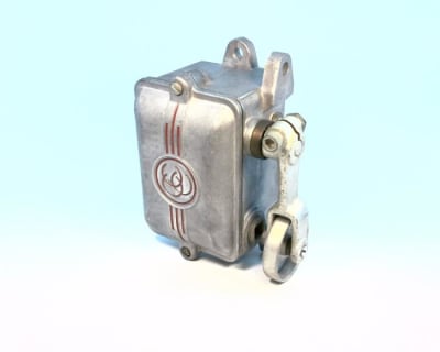 DANAHER CONTROLS HLLA-2