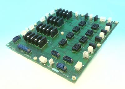 MITSUBISHI D65UB002570