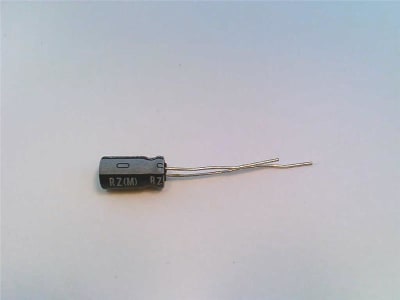 NICHICON URZ1HR22MDD1TD