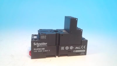 SCHNEIDER ELECTRIC RUZSC3M