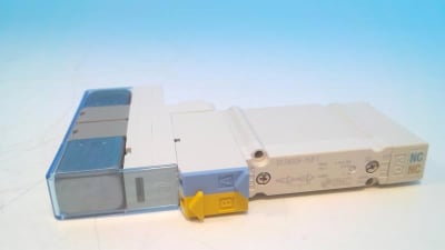 SMC SY3A00H-5UF1