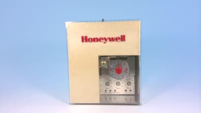 HONEYWELL T7075B-1006