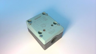 SIEMENS 3RG4142-6AD00
