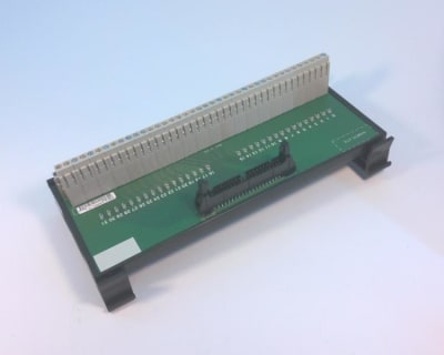 ALLEN BRADLEY 1492-IFM40D24-2