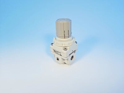 SMC IRV2000-02