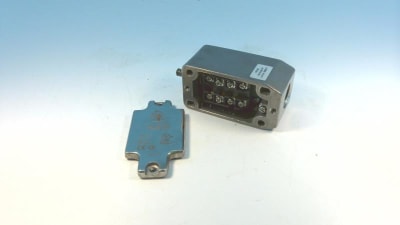 IDEM SAFETY SWITCHES HLM-SS-175102