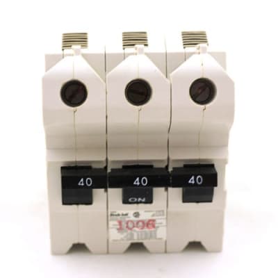 SCHNEIDER ELECTRIC NB3P50