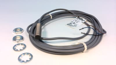 BALLUFF BES-516-378-G-E4-C-03