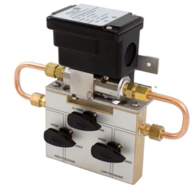 JOHNSON CONTROLS DP110100U3V4V