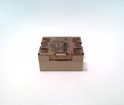 OMRON G3NA-210B-UTU 5-24VDC