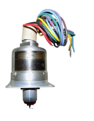 CUSTOM CONTROL SENSORS 642DH8001