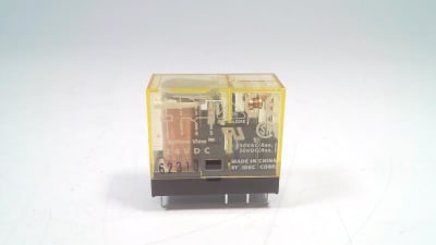 IDEC RJ2V-C-D24