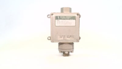 CUSTOM COMPONENT SWITCHES 604GR5