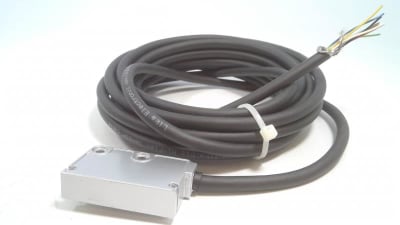 LIKA SME51-L-1-10-I-4-D