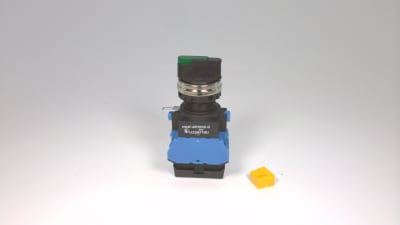 IDEC HW4F-33F20QD-G-24V