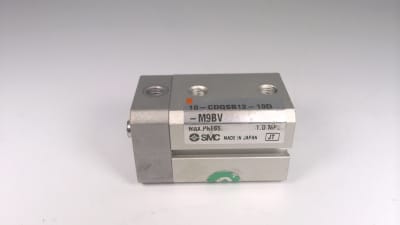 SMC 10-CDQSB12-10D-M9BV