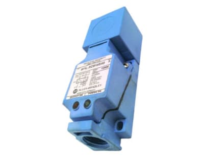 ALLEN BRADLEY 871L-XCB15S40