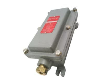 ALLEN BRADLEY 836-C7EX231
