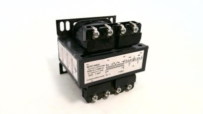 SCHNEIDER ELECTRIC 9070T100D2